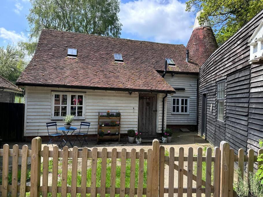 Vila Beautiful 2 Bed Oast - 15 Acre Farm - Tunbridge Wells Exteriér fotografie